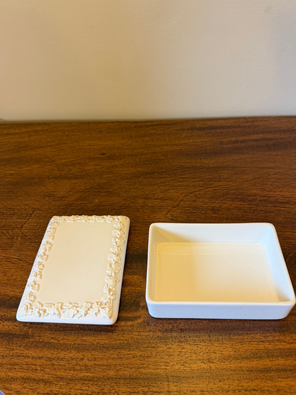 Queensware Trinket Box