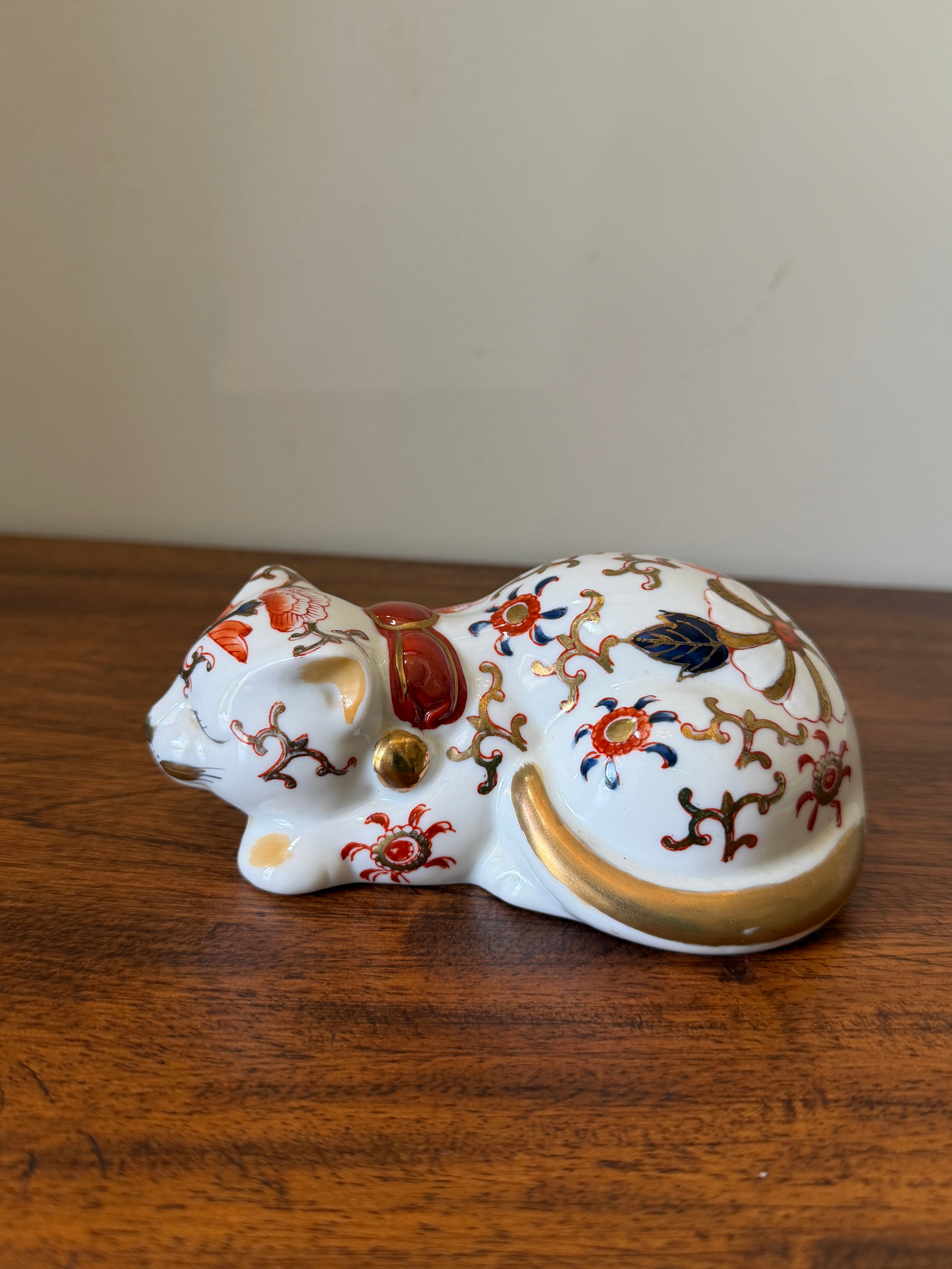 Handpainted Imari Sleeping Cat