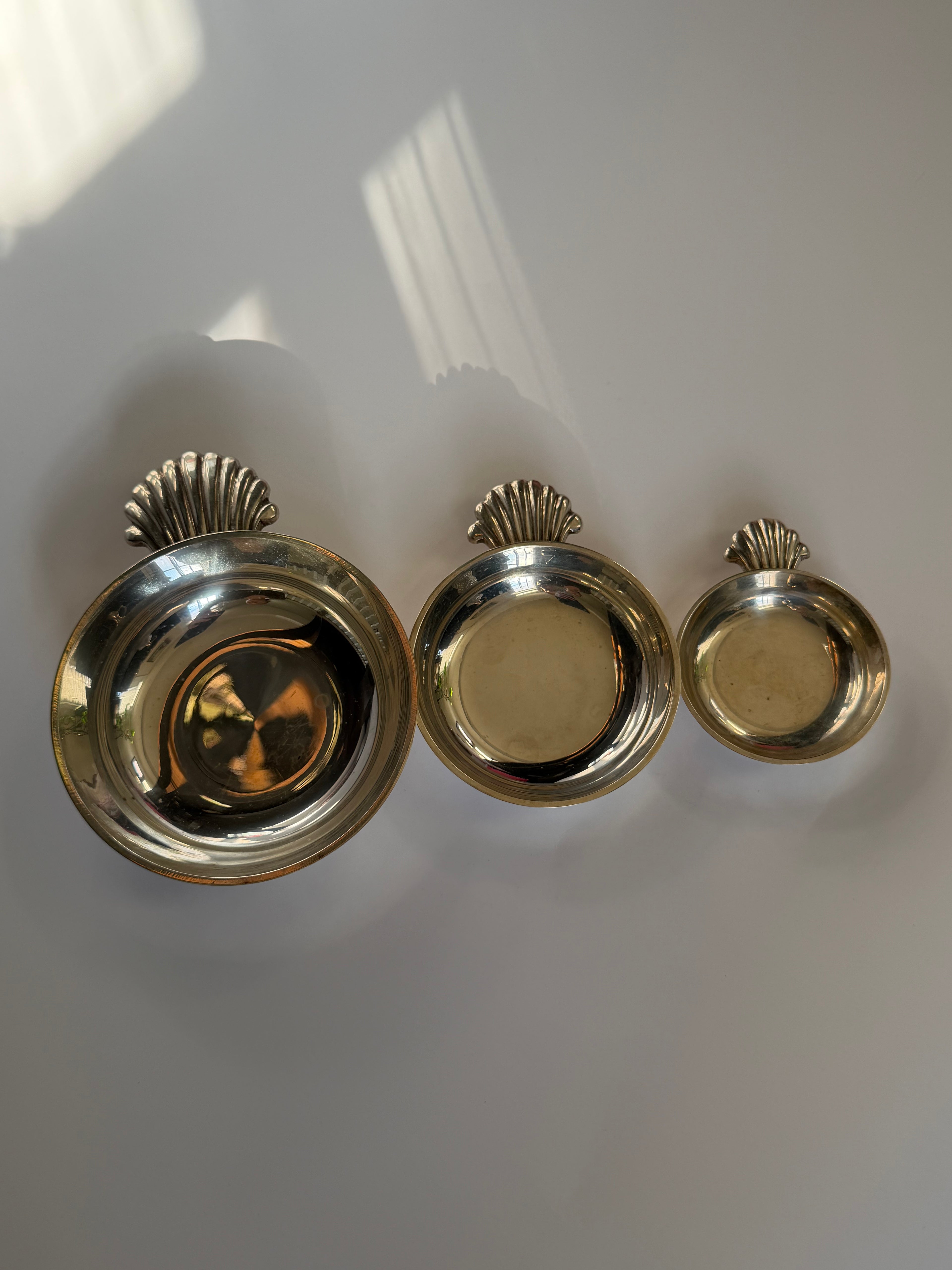 Set of 3 Nested Shell Bowls