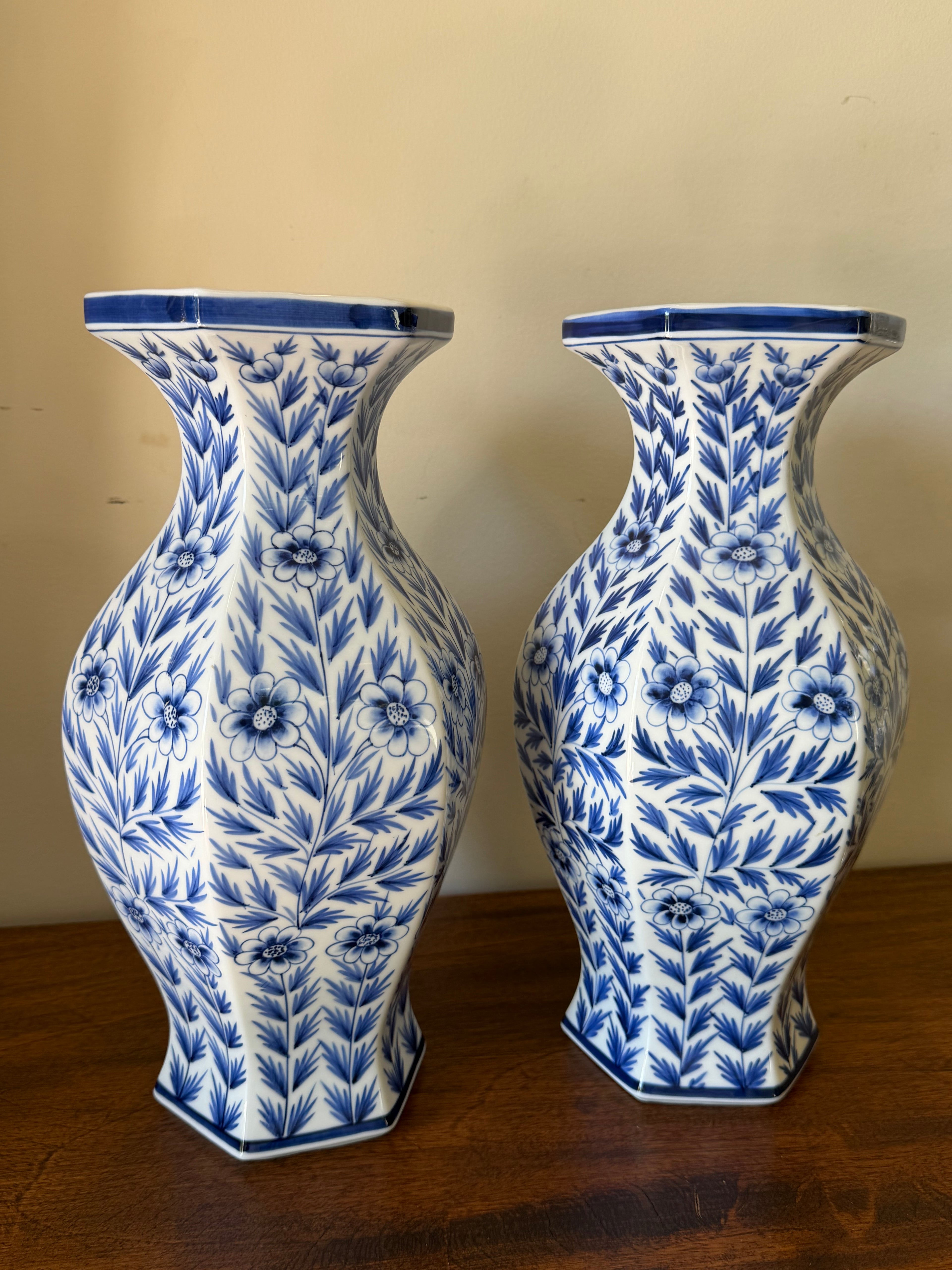 Set of 2 Blue and White Maitlind-Smith Vases