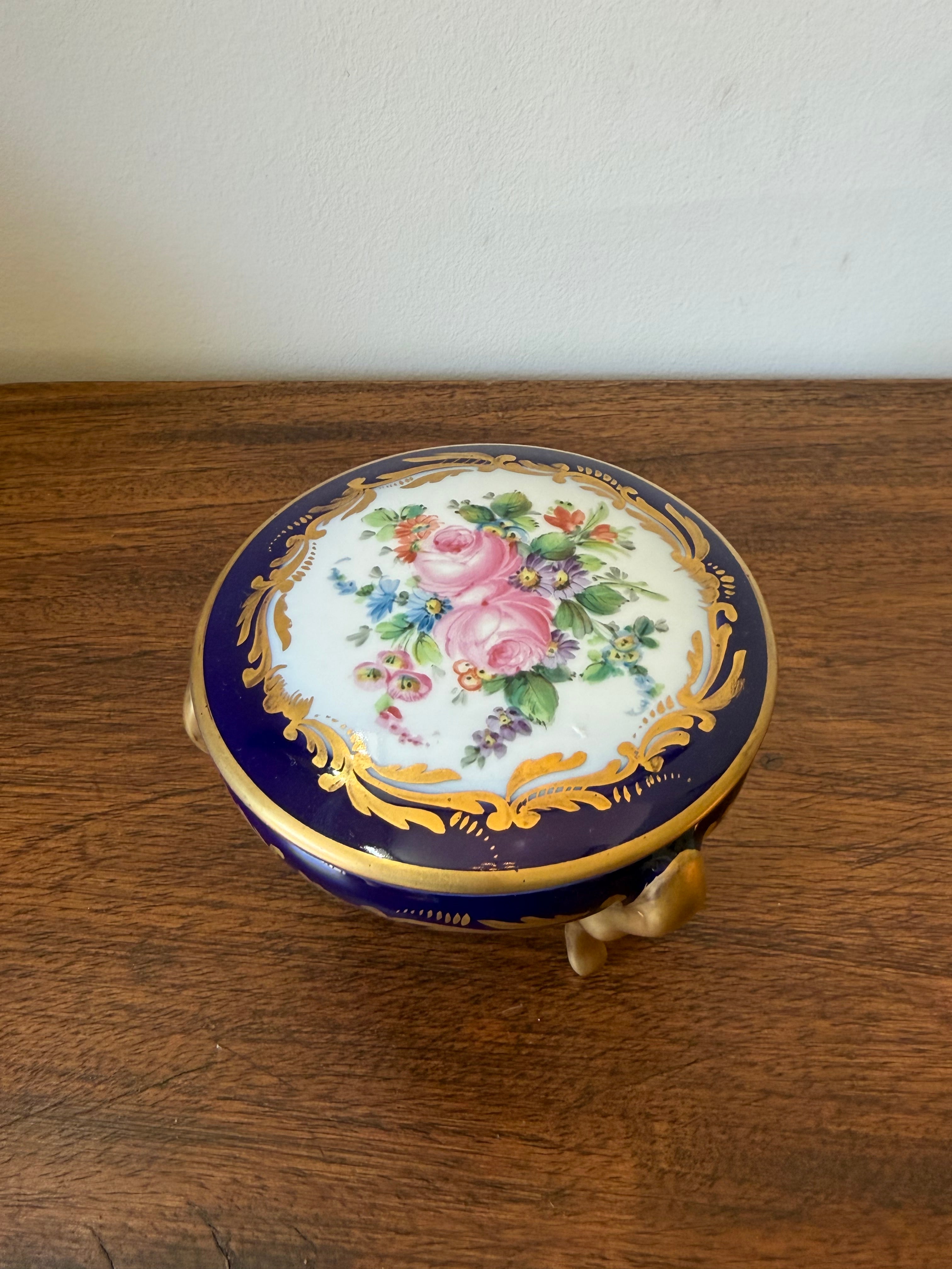 Decor Main French Trinket Box