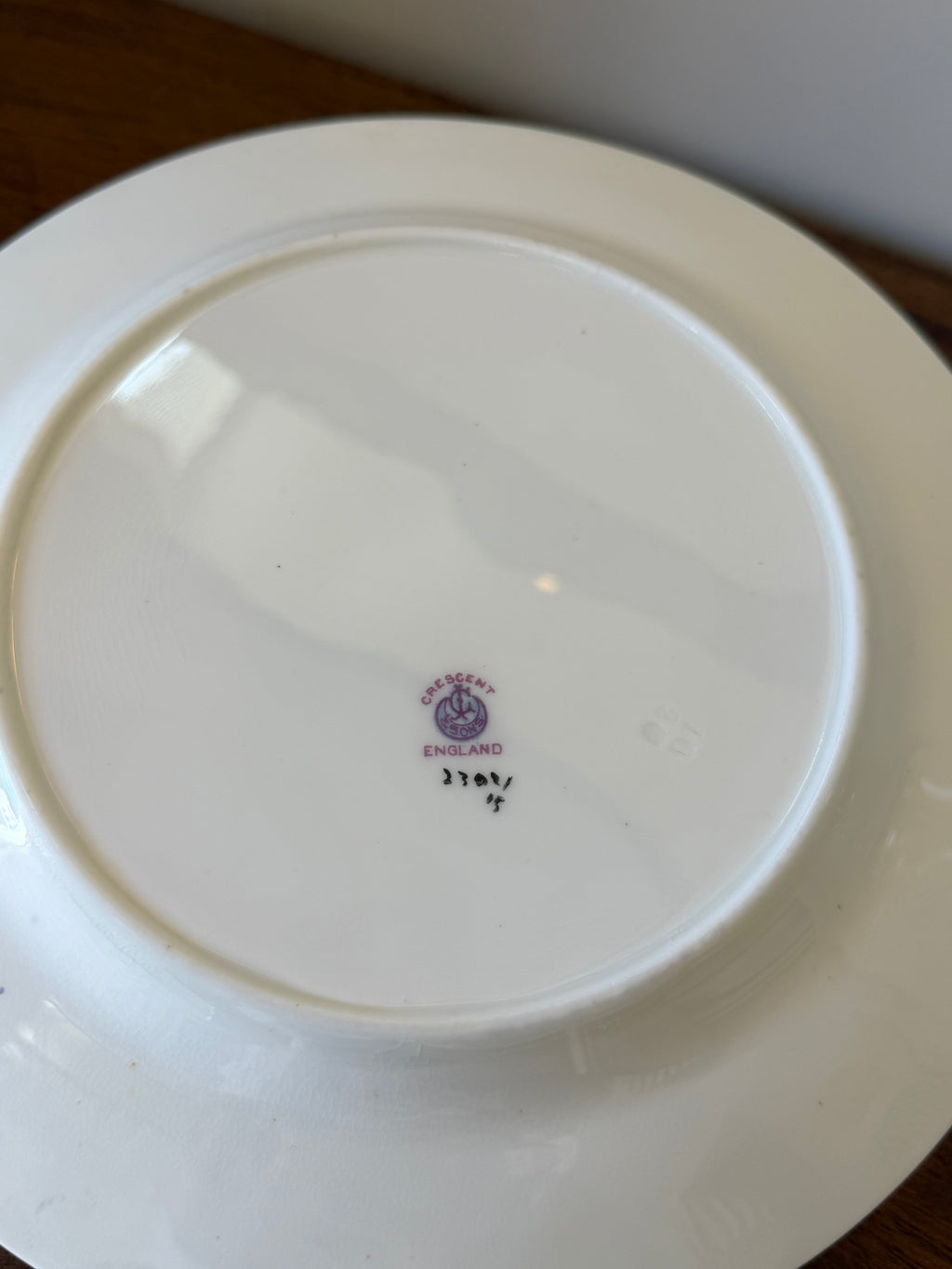 Set of 12 Crescent Made in England 9” Plates