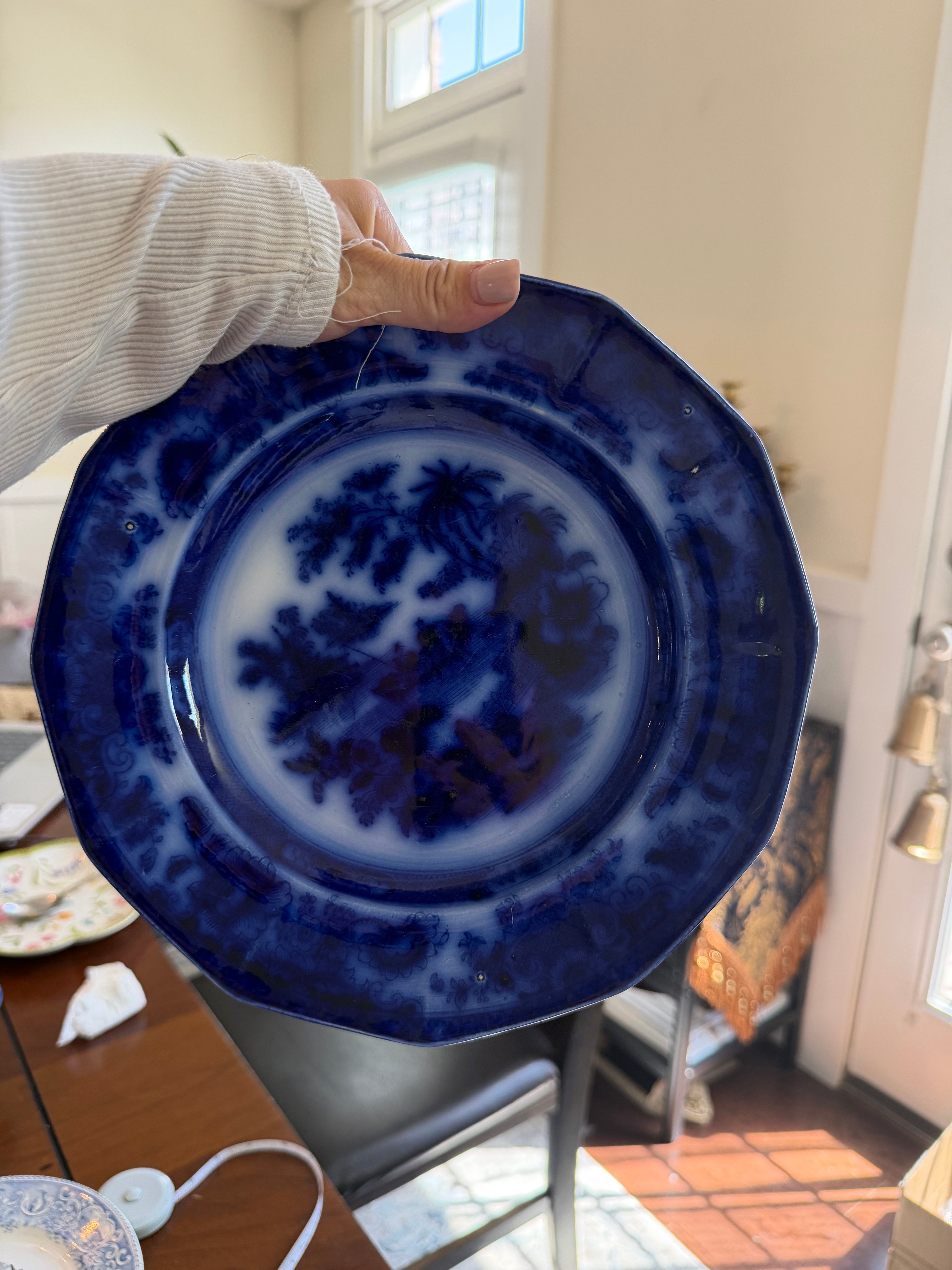 Very flowy flow blue plate!