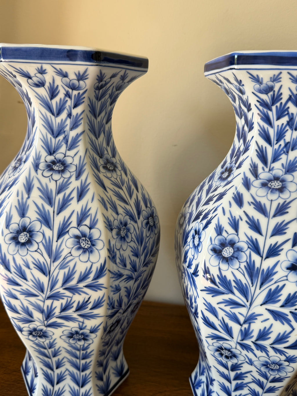 Set of 2 Blue and White Maitlind-Smith Vases